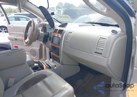 2008 Chrysler Aspen Limited из США, поврежденный, VIN 1A8HW58268F129740